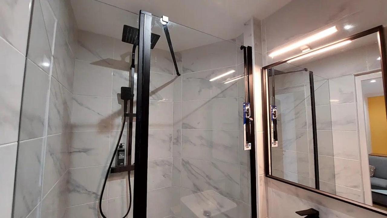 Grand F4 De 70M2 Pour 6 Personnes - Paris 12Eme Gare De Lyon, Orly Airport Leilighet Thiais Eksteriør bilde
